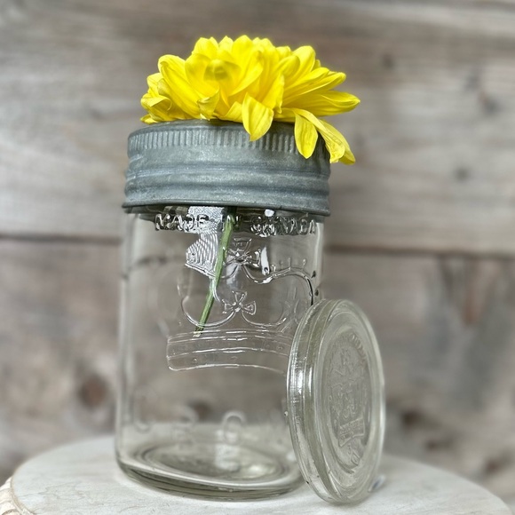 2 Vintage Glass Mason Jars - Picture 8 of 13